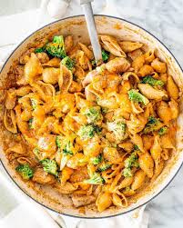Birds Eye Veggie Pasta Nutrition Facts Daily Nutrition Facts On Instagram Cheesy Chicken Broccoli Pasta Swipe For Recipe At Chicken Broccoli Pasta Broccoli Pasta Cheesy Chicken Broccoli