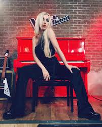 Pin By Black Rose On Ava Max Max Singer Ava Celebs