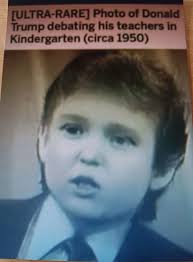 Introduction and photo sharing in a group