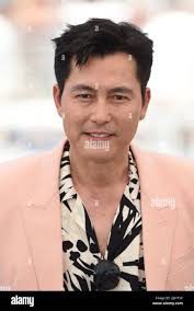 Jung Woo-Sung during the Hunt photocall during the 75th Cannes Film  Festival in Cannes, France. Picture date: Thursday May 19, 2022 Stock Photo 