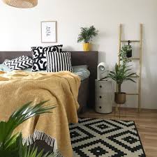 Stellen sie sicher, dass ihr teppich die richtige größe hat. Schlafzimmer Deko In Der Trendfarbe Senf Gelb Sophiagaleria