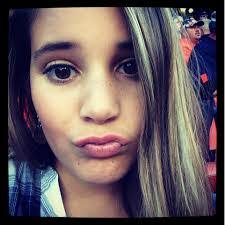 Abigail Messer's Instagram, Twitter & Facebook