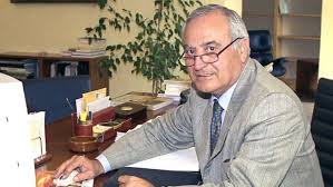 Scrittore e giornalista presso libero e iltempo. Universita In Lutto E Morto L Ex Rettore Di Uniurb Prof Giovanni Battista Bogliolo Aveva 81 Anni Wallnews24