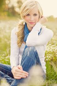 @vup lisa star sessions julia and maisie ss starsessions @vup starsessions mila. Ive Got This In Both Photography Ideas And Seniors Because This Simple Classic Sitting Pose Wor Senior Girl Photography Senior Portraits Girl Senior Girl Poses