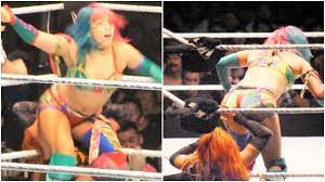 Becky lynch stinkface