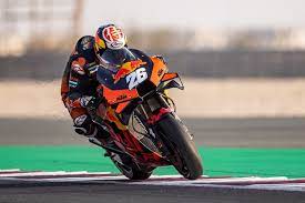 Tahun 2002 ia membalap di tim yang sama dan meraih juara 3 dunia gp 125 cc. Dani Pedrosa Ktm Was Erwartet Er Beim Comeback Motogp Speedweek Com