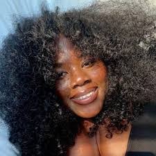 Hannah Spector's Instagram, Twitter & Facebook