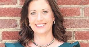 Anne Bolyard's Instagram, Twitter & Facebook