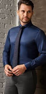 A suit that works perfectly for one man can look all wrong for another, and it can be easy to get overwhelmed and plump for the wrong fit. Dress Shirt Fit Guide Slim Fit Vs Modern Fit Dress Shirts Men S Wearhouse