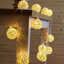 Je veux trouver un beau lustre, lampe suspension design et pas cher ici lampe de chevet rotin. Rotin Boule Eclaire 15 Od 20 Del Fenetre Deco Lampe De Chevet Batterie Timer