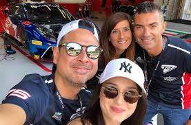 Philippe prette and david tjiptobiantoro win in race 1 at sepang. Beda Usia 15 Tahun 5 Potret Mesra Julie Estelle Dan Pacar Pembalapnya Matamata Com