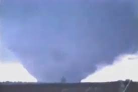 An f5 will have wind speeds greater than 261 mph (419 km/h). Remembering The Iowa F5 Twister That Destroyed An Entire Town