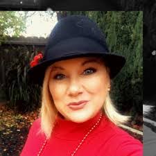 Melissa Ealey's Instagram, Twitter & Facebook