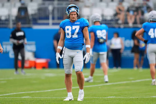 Lions TE Sam LaPorta injures hip; team hopes he'll be ready by season opener