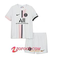 Découvrez les nouveaux maillots des clubs de ligue 1 uber eats pour la saison 2021/2022 ! Poqq9wlejopxsm