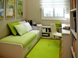 Ruang Kerja Dan Kamar Warna Hijau Medium Desain Interior Ide Kamar Tidur Kamar Tidur