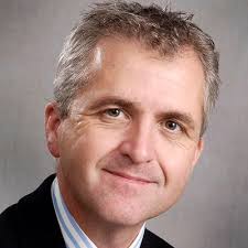 Ken Metcalf's Instagram, Twitter & Facebook