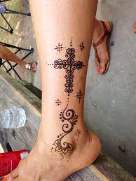Pin By Fabian On Henna Tattoos Henna Inspired Tattoos Henna Tattoo Designs Henna Tattoo