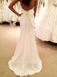 To Bow Or Not To Bow Wedding Dresses That Make A Statement With The Bow Wedding Party Bow Wedding Dress Wedding Dresses Dream Wedding
