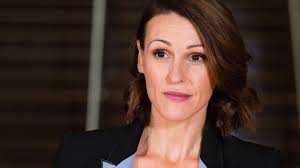 She rose to prominence as karen mcdonald in coronation stree. Doctor Foster Star Suranne Jones Pulls Out Of West End Play Bbc News