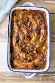 Bratwurst Mit Zwiebelsauce Und Kartoffelbrei Rezept Bratwurst Mit Zwiebelsauce Zwiebelsauce Rezepte