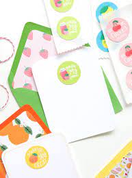 By adding kool aid to your embossing powder, your can add scents to your cards, how cool is that?! Diy Printable Scratch And Sniff Stickers Damask Love