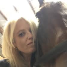 Princess Leia organa Daughter of padme amidala and Anakin Skywalker Adopted  daughter of Bail and Breha Organa Twin sister of Luke Skywalker Wife of Han  Solo Mother of Jacen Jania and Anakin