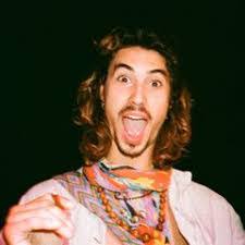 Sam Sutherland's Instagram, Twitter & Facebook