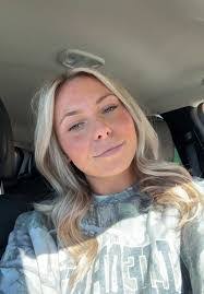 Shannon Detwiler's Instagram, Twitter & Facebook