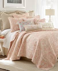 Cotton quilt set includes quilt and two standard shams (one sham with twin size). Levtex Spruce Coral Paisley Reversible Twin Quilt Set Reviews Quilts Bedspreads Bed Bath Macy S