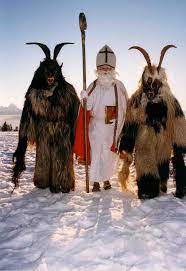 Nikolaus Und Krampus Krampus Winter Solstice Traditions Winter Solstice