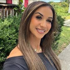 Renee Galbraith's Instagram, Twitter & Facebook