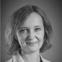 Multiomics approaches disclose very-early molecular and cellular switches  during insect-venom allergen-specific immunotherapy: an observational study 