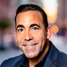 Amy Pinelli's Instagram, Twitter & Facebook