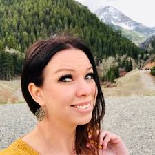 Lynn Lindquist (@LynnLindquist)