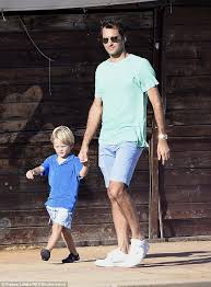 As for the tennis, after his loss to novak djokovic at wimbledon a few weeks ago, federer is now preparing for the us open. Roger Federer Takes Twin Sons Out In Italy After Wimbledon Daily Mail Online