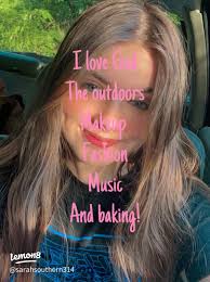 Meet Sarah: A Cat Lover New to Lemon8!