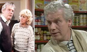 Coronation Street star Geoff Hinsliff dead: Legend who played Don Brennan  passes away aged 87 as co-star Helen Worth leads tributes