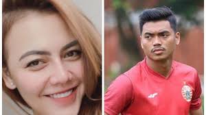 Ratu rizky nabila memutuskan untuk berhijrah. Kisah Rumah Tangga Alfath Faathier Dan Ratu Rizky Nabila Pernah Nikah Siri Kini Terancam Cerai Halaman All Tribun Jakarta