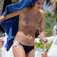 Cara Delevingne Nude LEAKED Pics & Topless Sex Scenes