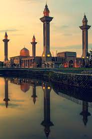 Yong tau foo halal shah rukh, yong tau foo halal shahs, yong tau foo halal shaheen, ampang yong tau foo halal, yong. Tengku Ampang Rahimah Mosque Shah Alam Selangor Malaysia Beauty Art Islam Beautiful Mosques Beautiful Buildings Historical Architecture