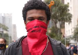 Contra o racismo e o fascismo, milhares ocupam a Avenida Paulista em ato  pacífico