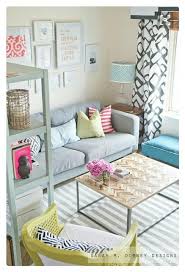 Sebab itulah kami share contoh gambar yg barangkali bisa dipakai sebagai ide yang lain. Pin Oleh Vivi Di Ideas For The House Ruang Tamu Rumah Apartemen Ruang Tamu Inspirasi Ruang Tamu