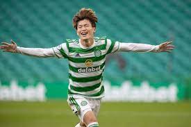 Welcome to the official celtic store for all your celtic football club requirements from home, away, third & training kits to celtic fc fashion. What Tv Channel And Time Is Celtic V Az Alkmaar On Tonight In The Europa League Irish Mirror Online