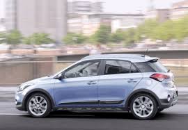 Das dach ist optional in kontrastierendem schwarz bestellbar. Alle Gebrauchten Hyundai I20 Auf Einen Blick 12gebrauchtwagen De