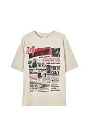 Guns n' roses, often abbreviated as gnr, is an american hard rock band from los angeles, california, formed in 1985.when they signed to geffen records in 1986, the band comprised vocalist axl rose, lead guitarist slash, rhythm guitarist izzy stradlin, bassist duff mckagan, and drummer steven adler. Shirt Mit Guns N Roses Zeitungsprint Pull Bear
