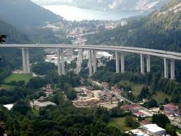 2.500 naufragés de la route sur l'a40 après d'importantes chutes de. Structurae En Nantua Viaduct On The Autoroute A40