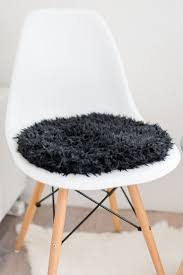 Seat Cushion For Eames Chair In Black Von Pomponettiinterior Eames Sitzkissen Seat Cushions For Eames Panton Chair Sitzkissen In 2019 Stuhle Sitzkissen Fur Stuhle Und Eames Stuhl