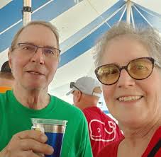 Congratulations to our “Professional” ribbon winners! Beautiful work,  artists!