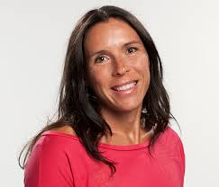 Félicitations à Ann Dow pour son intronisation au Temple de la Renommée du  Panthéon des Sports du Québec! Elle devient la première représentante du  water-polo! Surveillez notre page aujourd'hui puisque nous publierons